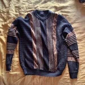 The perfect vintage ugly but stylish sweater